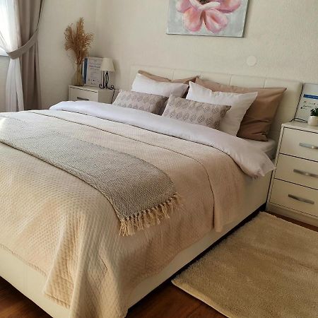 Apartman Sofia Otočac Buitenkant foto