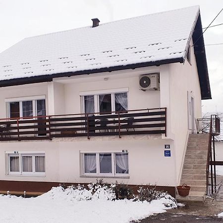 Apartman Sofia Otočac Buitenkant foto