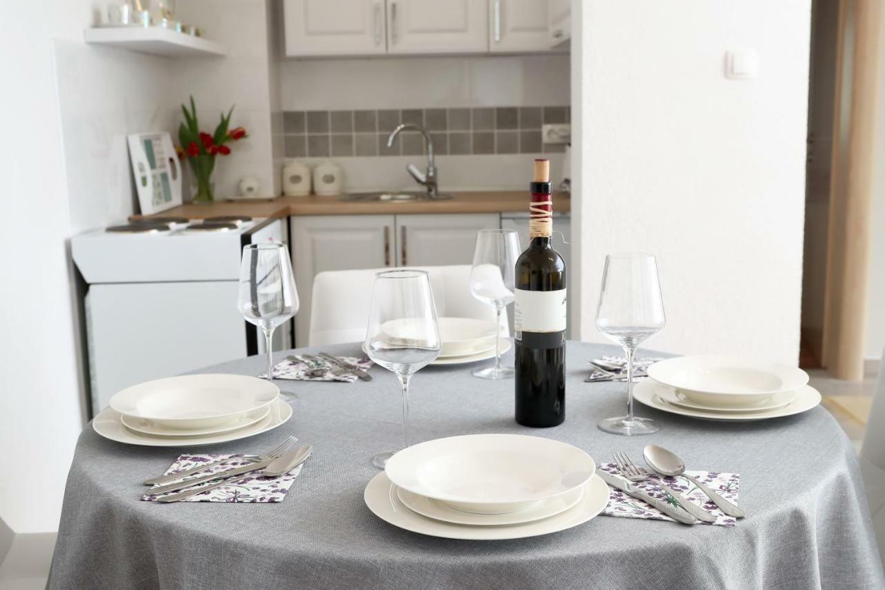 Apartman Sofia Otočac Buitenkant foto