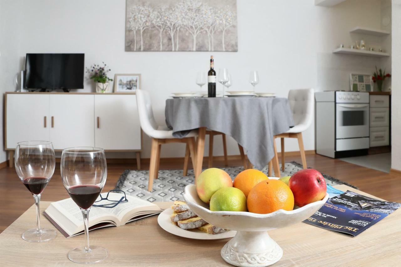 Apartman Sofia Otočac Buitenkant foto